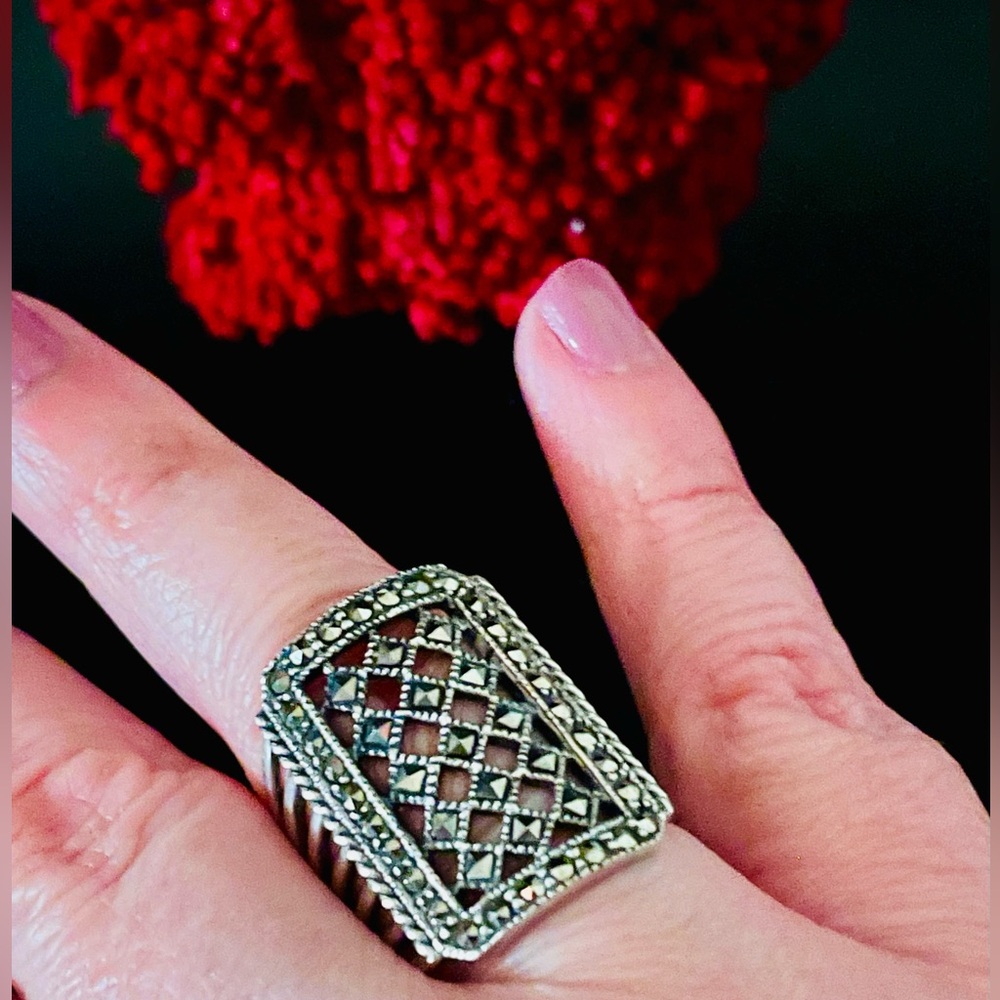 Elegant Vintage Marcasite and Sterling Silver Women's Statement Ring